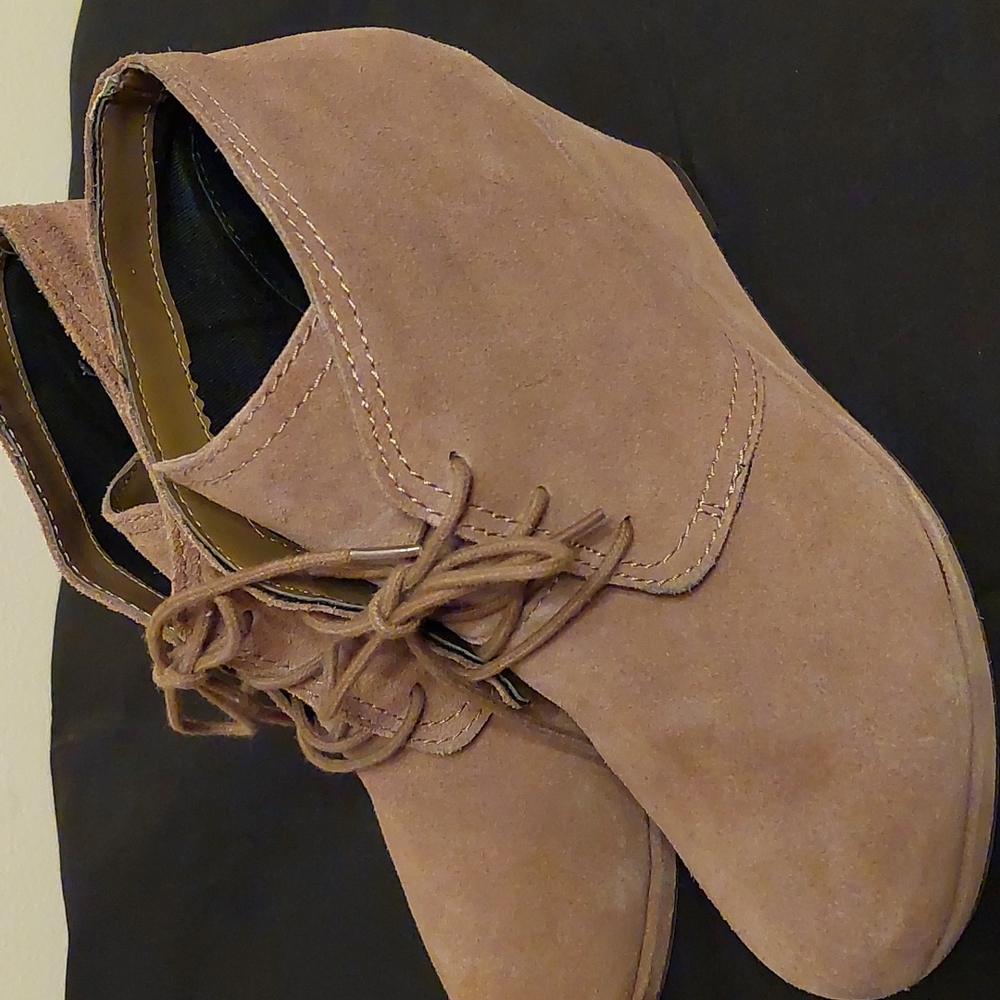 DV by Dolce Vita Womens Wedge Heel Ankle Boot